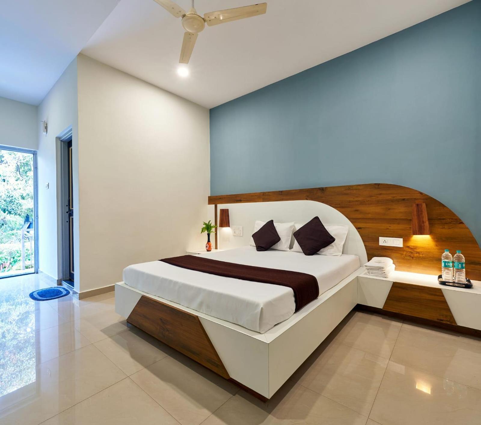 Serenity Resort Panhala Bagian luar foto
