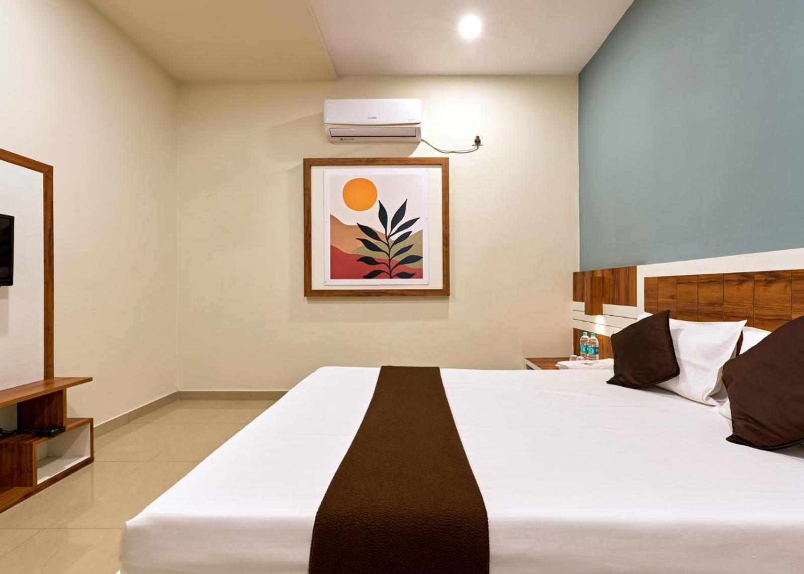 Serenity Resort Panhala Bagian luar foto