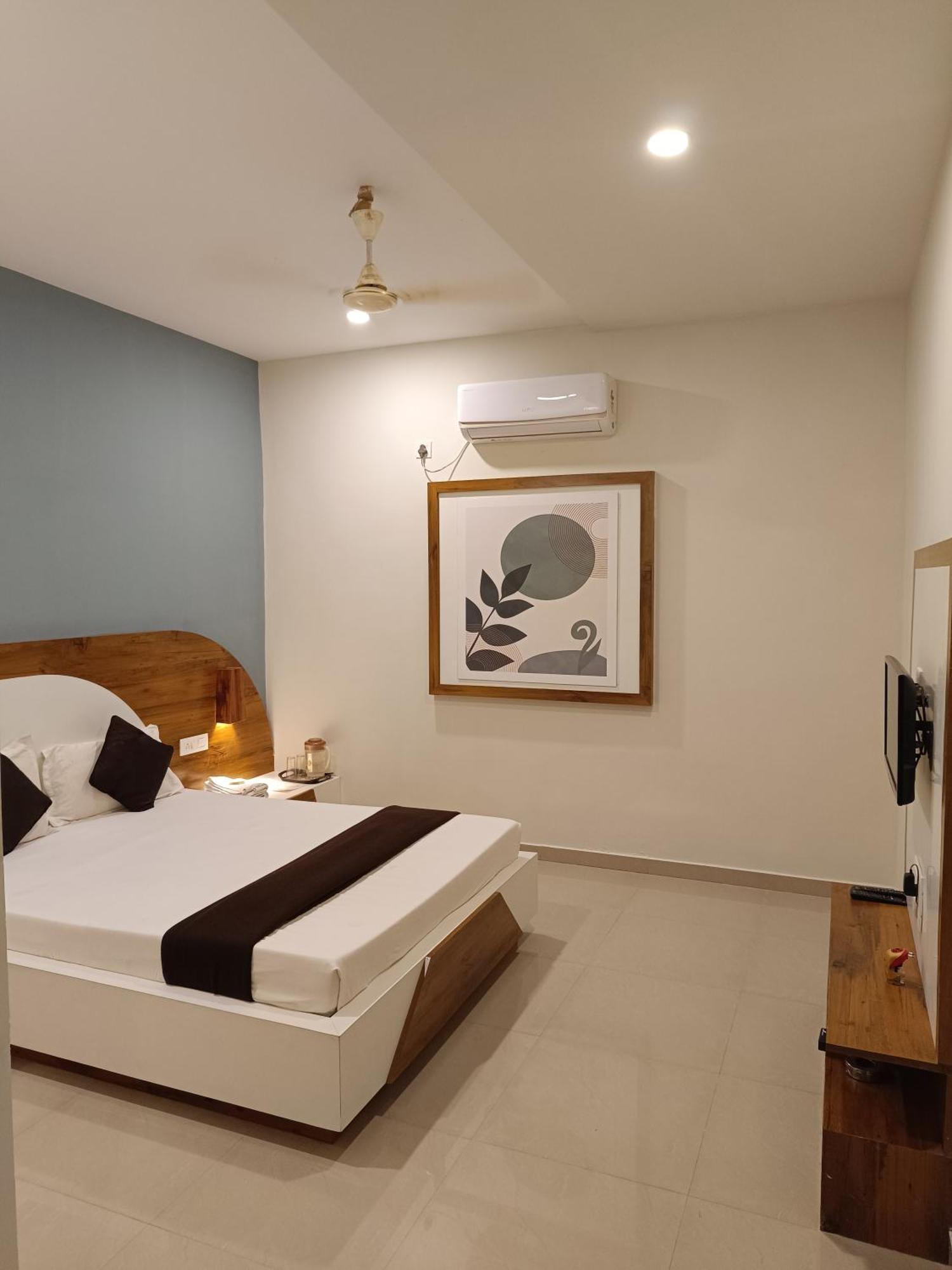 Serenity Resort Panhala Bagian luar foto